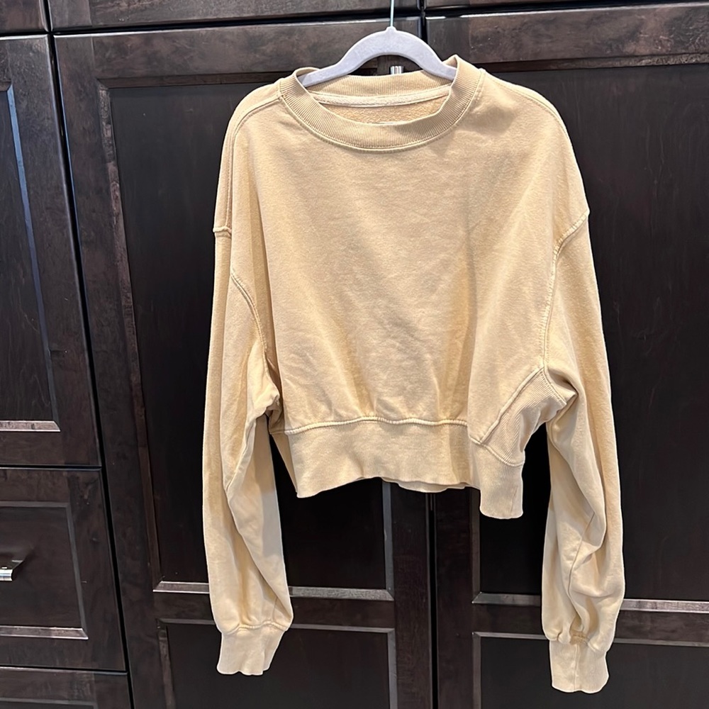 EUC cropped sweatshirt ladies XS